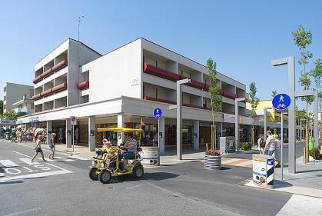 Condominio Clyo Bibione Exterior photo