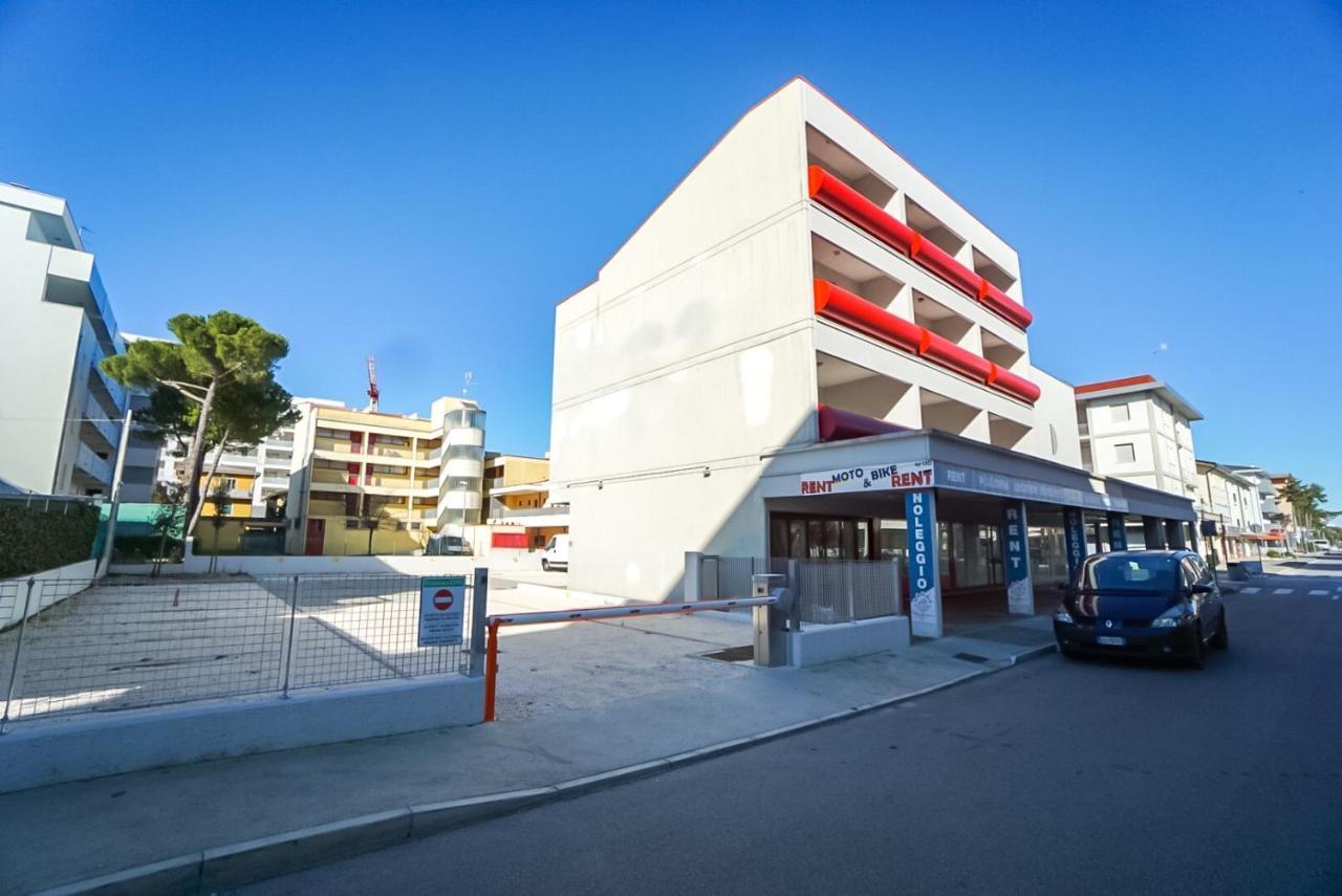 Condominio Clyo Bibione Exterior photo